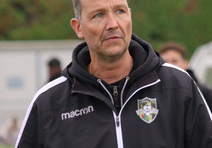 B1 Signal FC - Champel 09 10 21 (144)