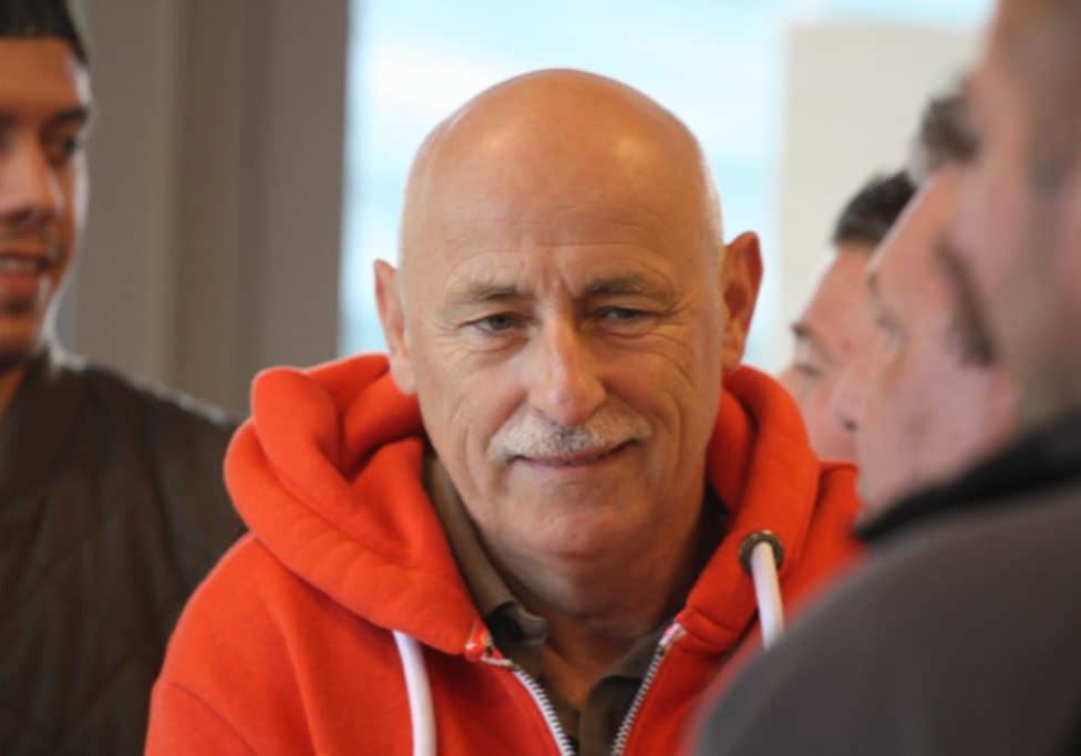 Mr le President du FC Signal. tous dans la bonne humeur et le faiplayjpg